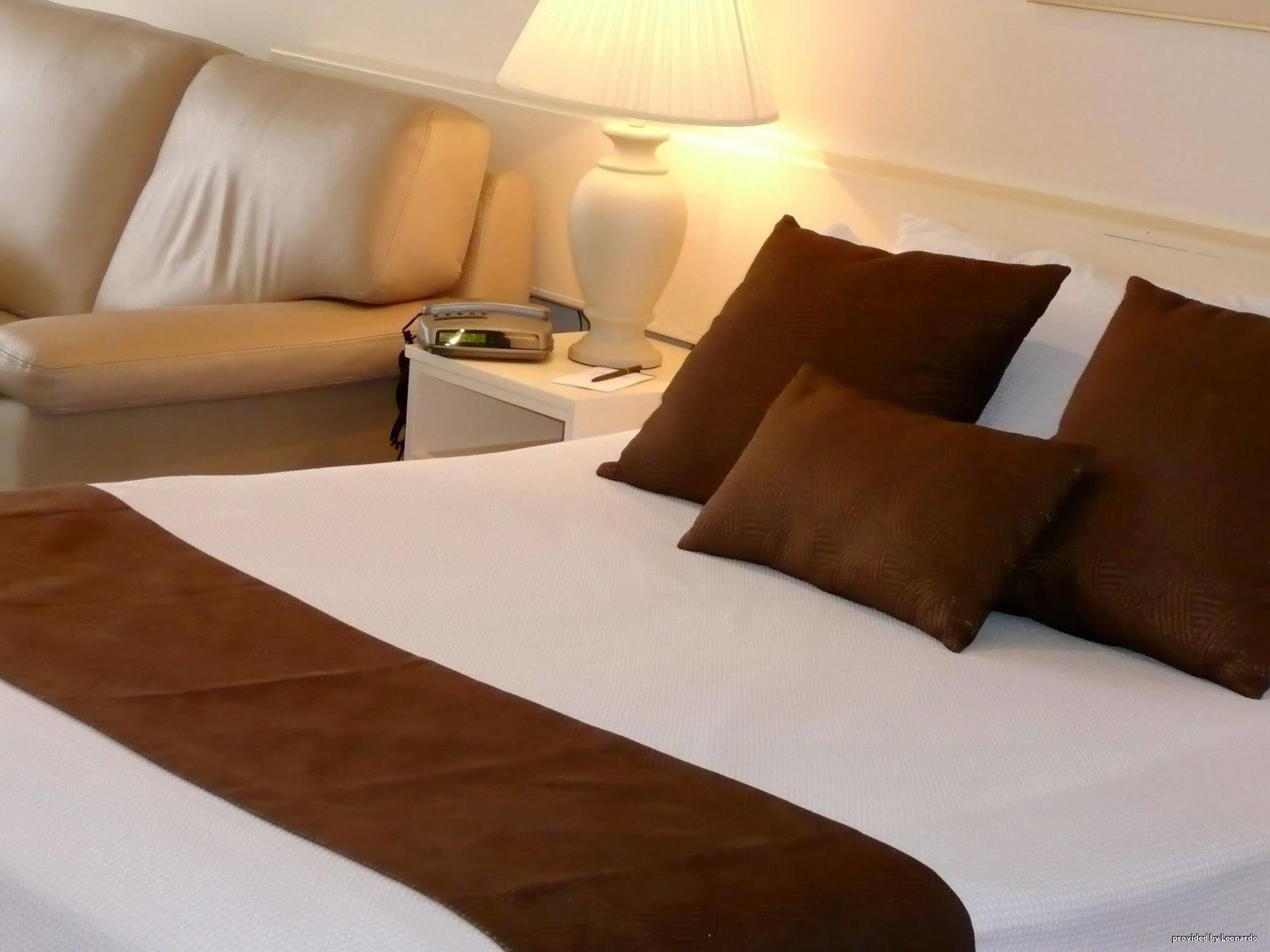 Frankston International Motel Quarto foto